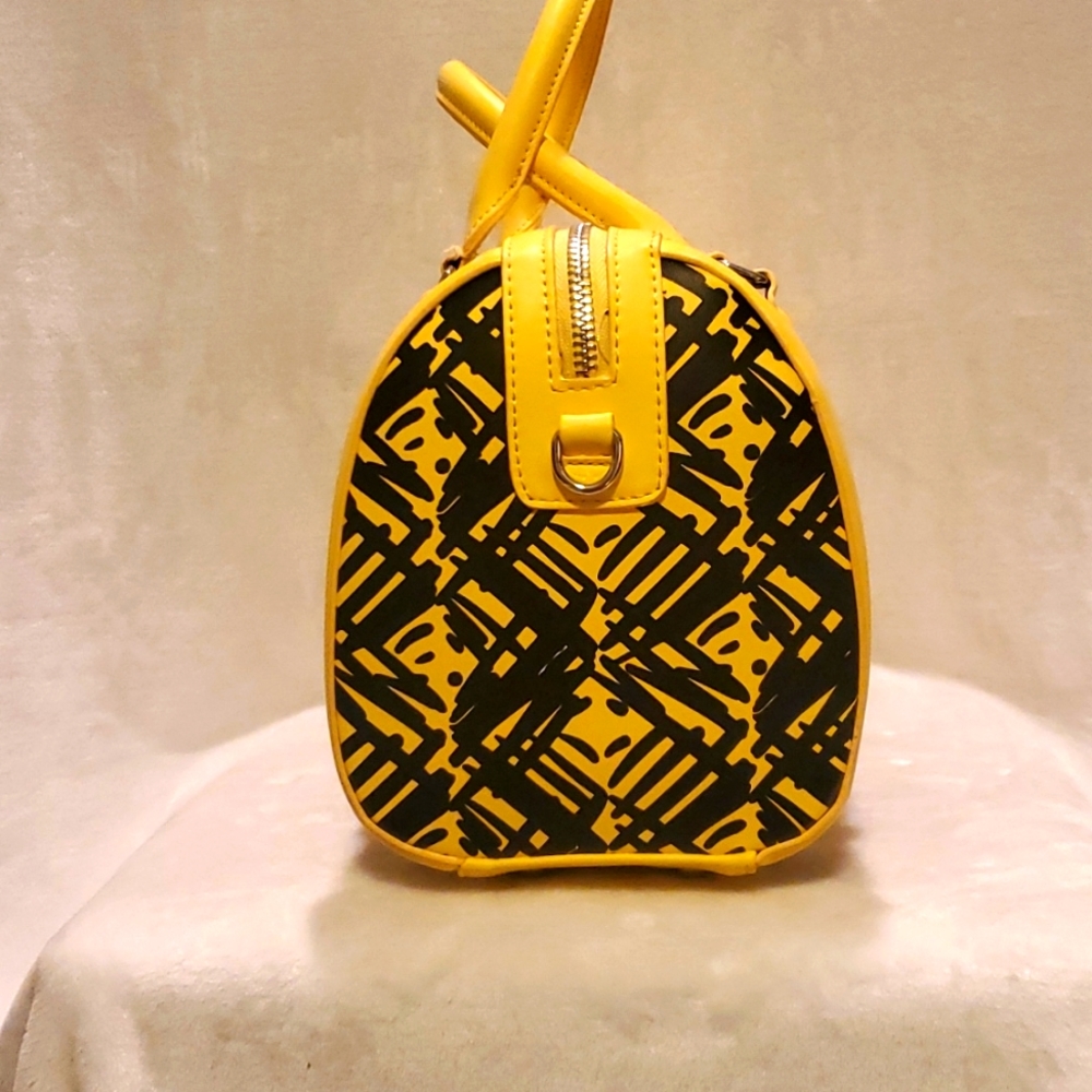 Sassy Jones Gianna Graffiti - Boston Satchel Bag - Picture 4 of 8